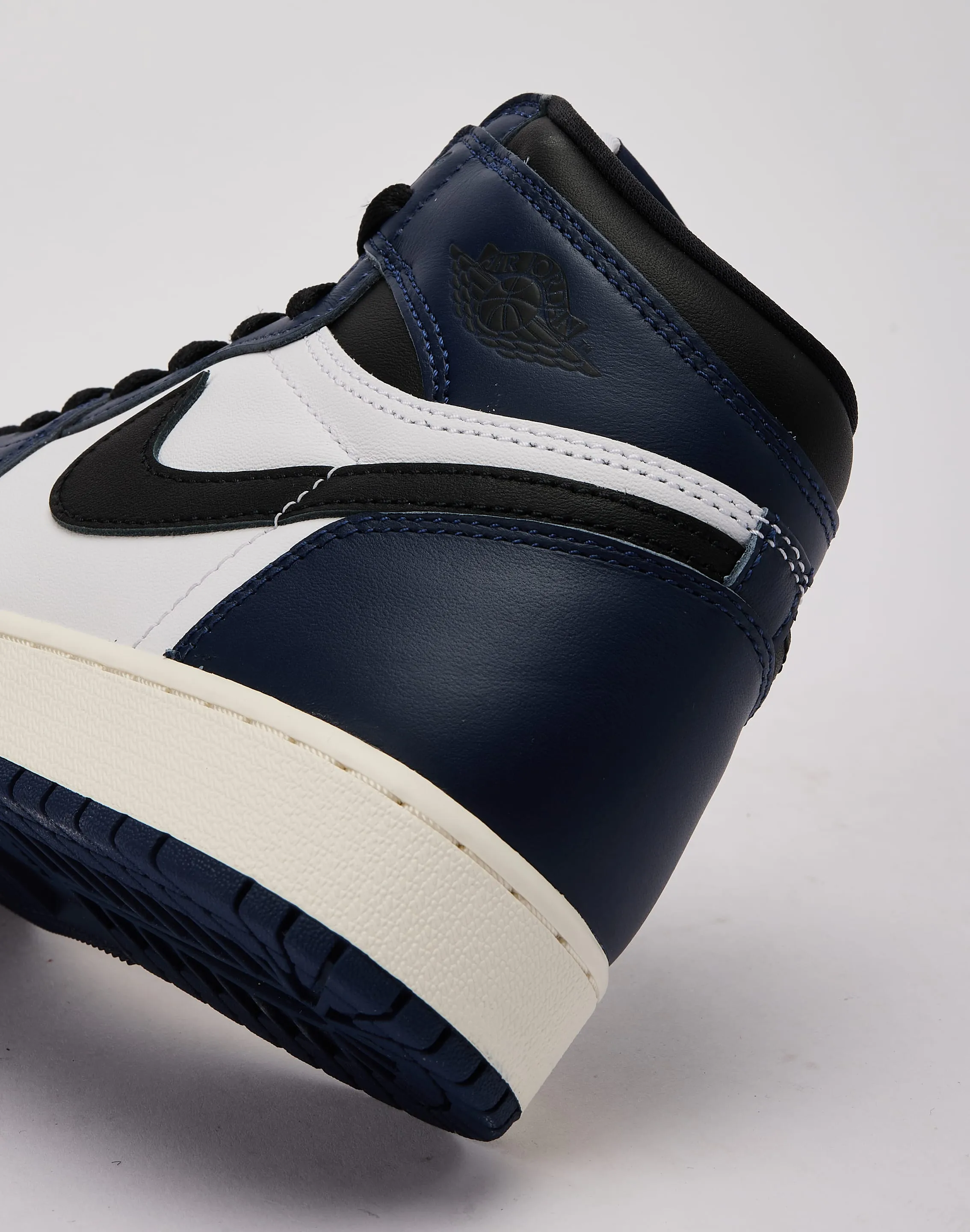 Jordan Air Jordan 1 Retro High OG 'Midnight Navy' Grade-School